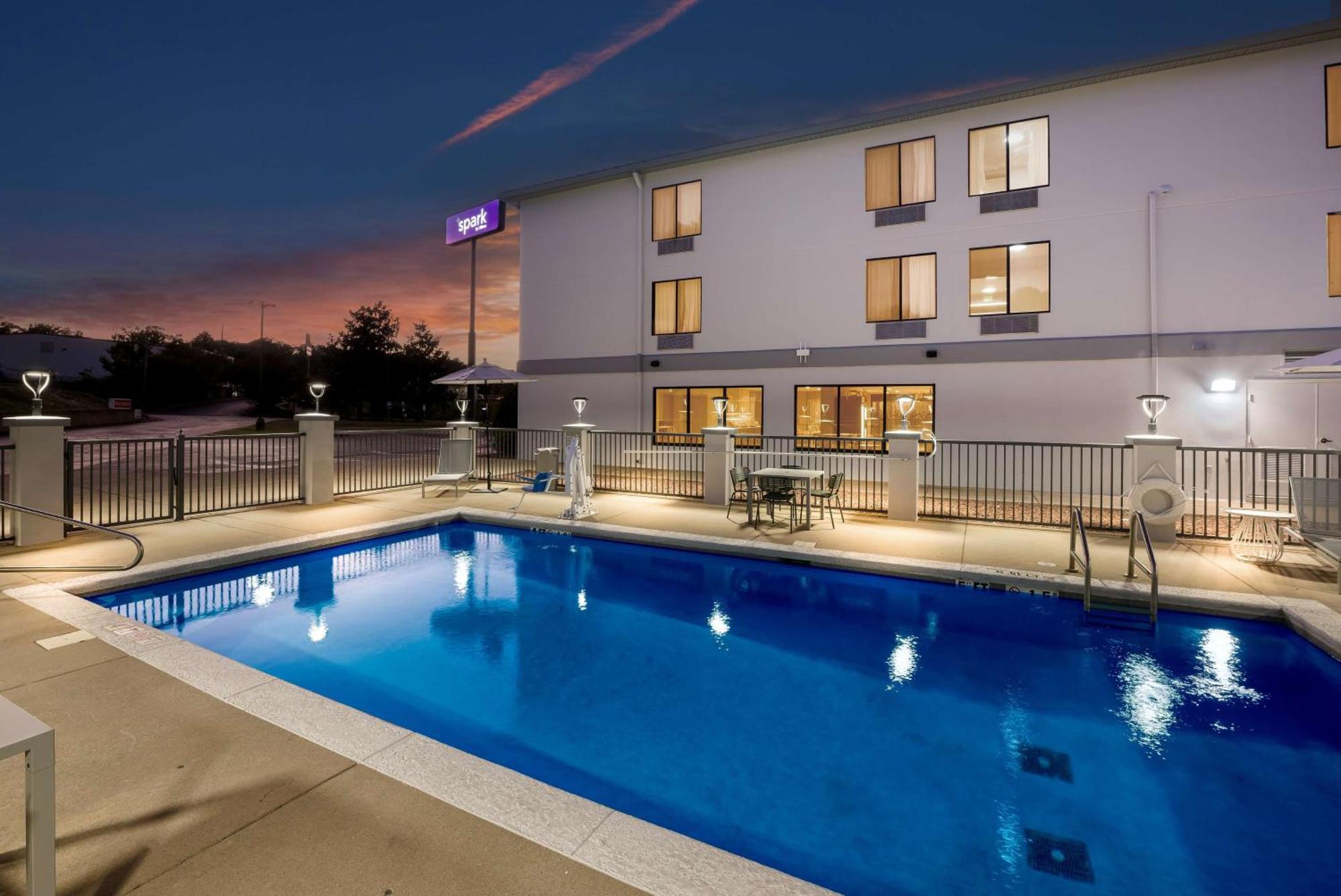 Spark By Hilton Tuscaloosa University Екстер'єр фото